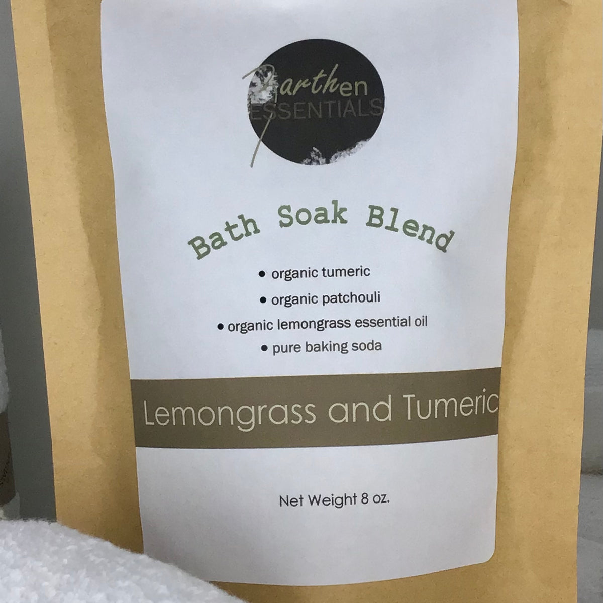earth, Relaxing Bath Soak Blend with Lemongrass and Tumeric, 8oz.