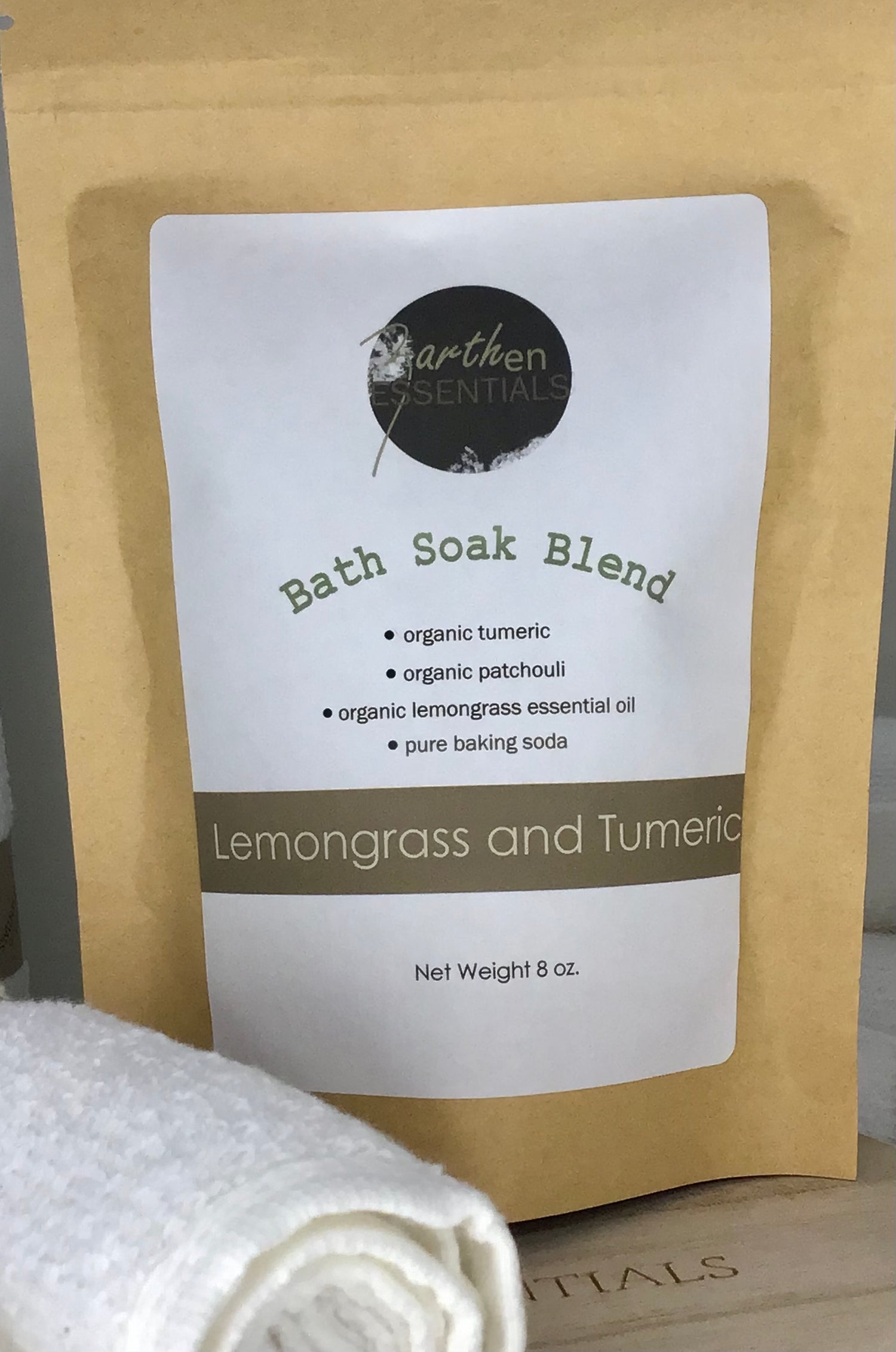 earth, Relaxing Bath Soak Blend with Lemongrass and Tumeric, 8oz.